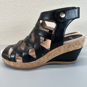 Dansko Wedge Sandal Gladiator style Womens Size 38 US 7.5-8 Leather Upper Comfy